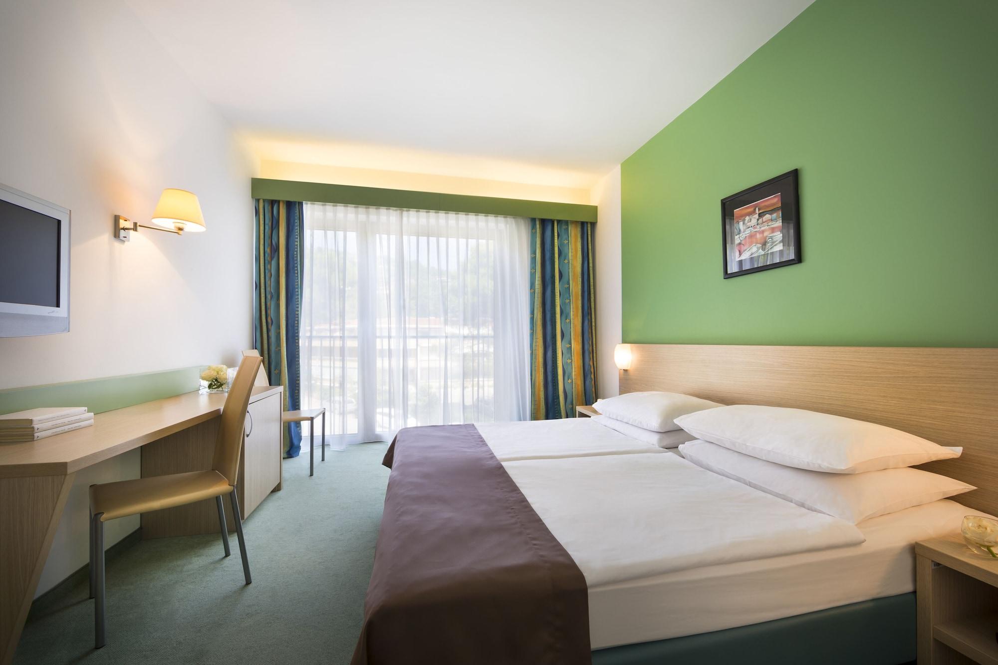 Remisens Hotel Lucija Portoroz Ngoại thất bức ảnh