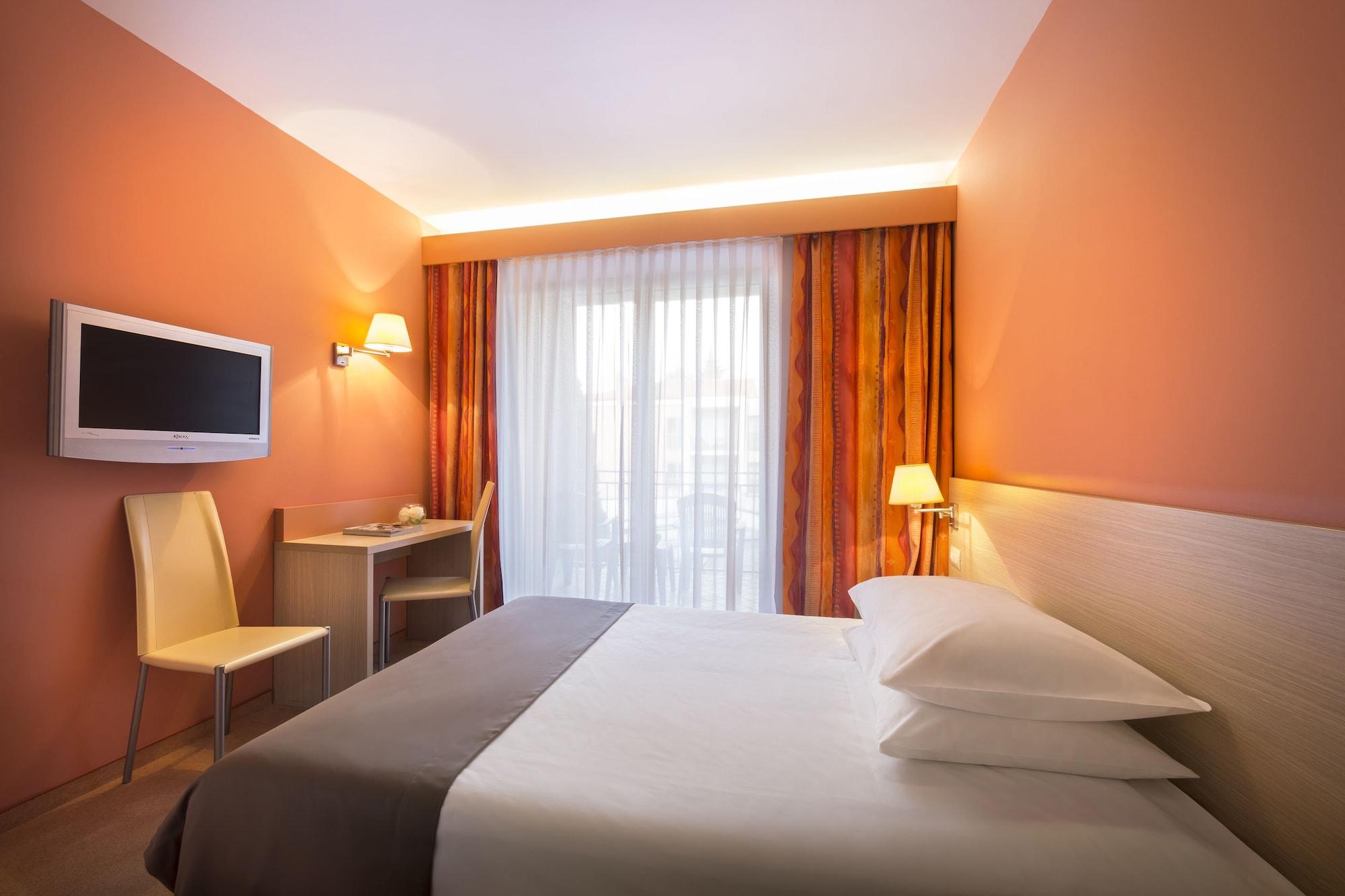 Remisens Hotel Lucija Portoroz Ngoại thất bức ảnh