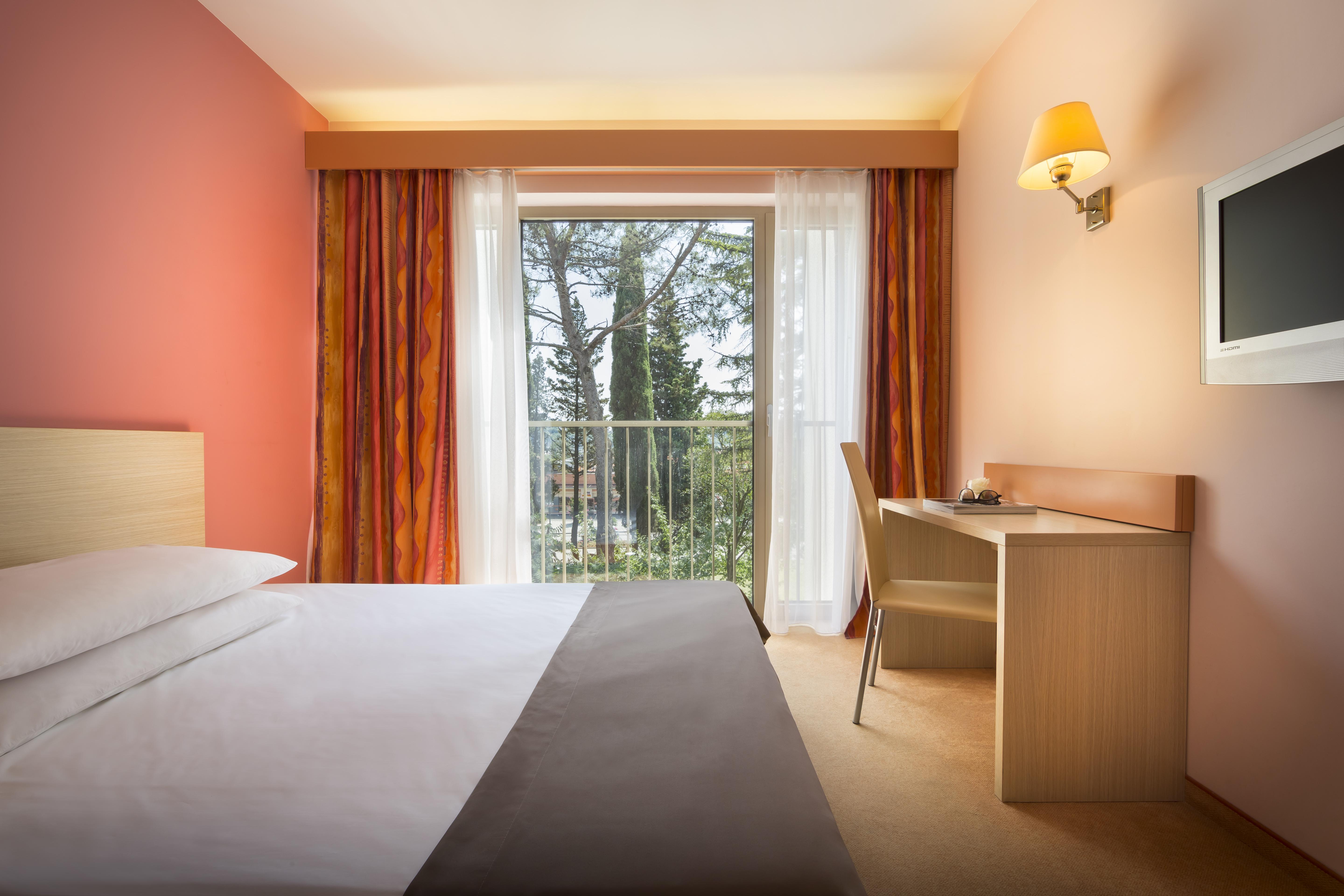 Remisens Hotel Lucija Portoroz Ngoại thất bức ảnh