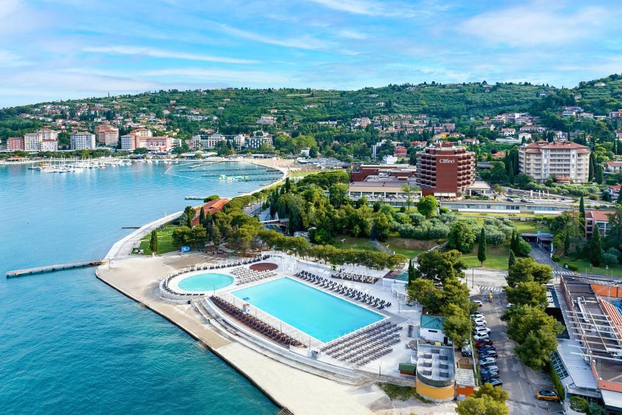 Remisens Hotel Lucija Portoroz Ngoại thất bức ảnh